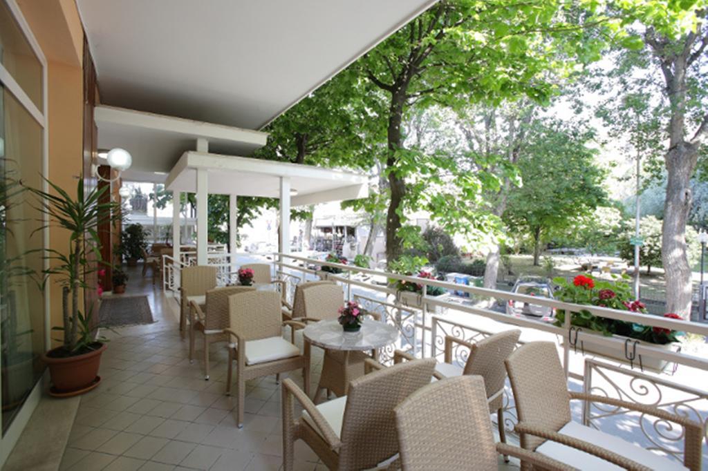 Hotel Ravello Adults Only Rimini Exterior photo